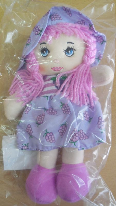 Látková panenka, fialový obleček, 22 cm