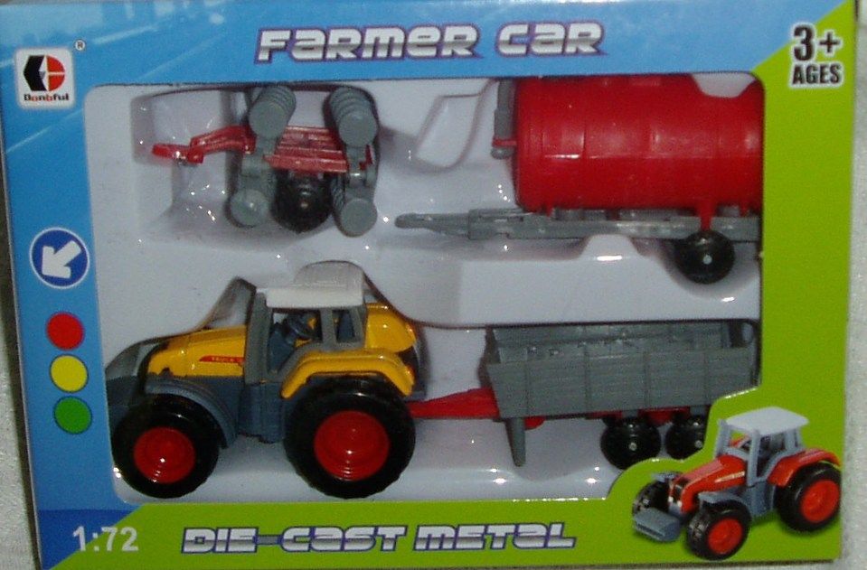 Traktor kovový a 3 vleky